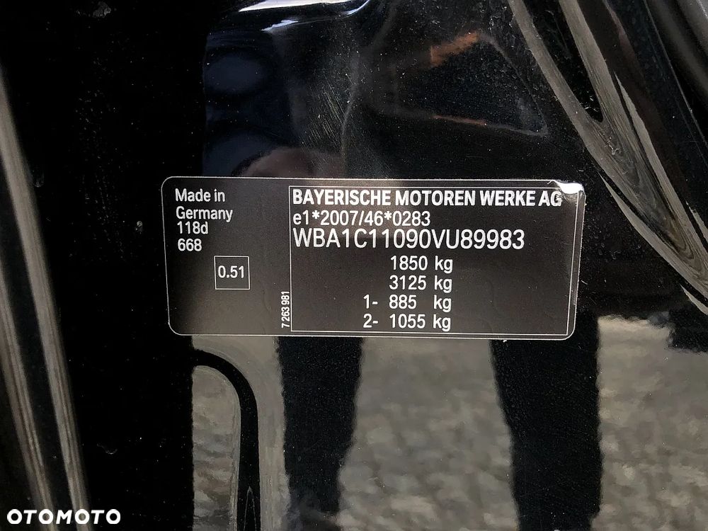 BMW Seria 1 118d DPF - 37