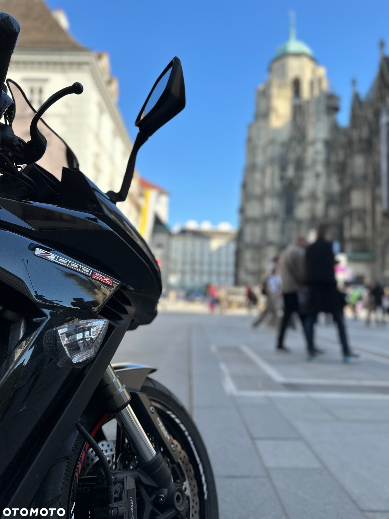 Kawasaki Ninja 1000 SX - 11