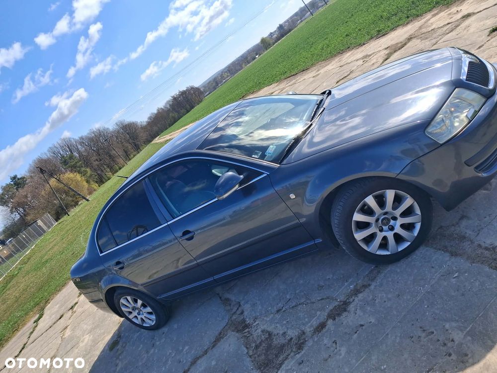 Skoda Superb 1,9 TDI Comfort - 2