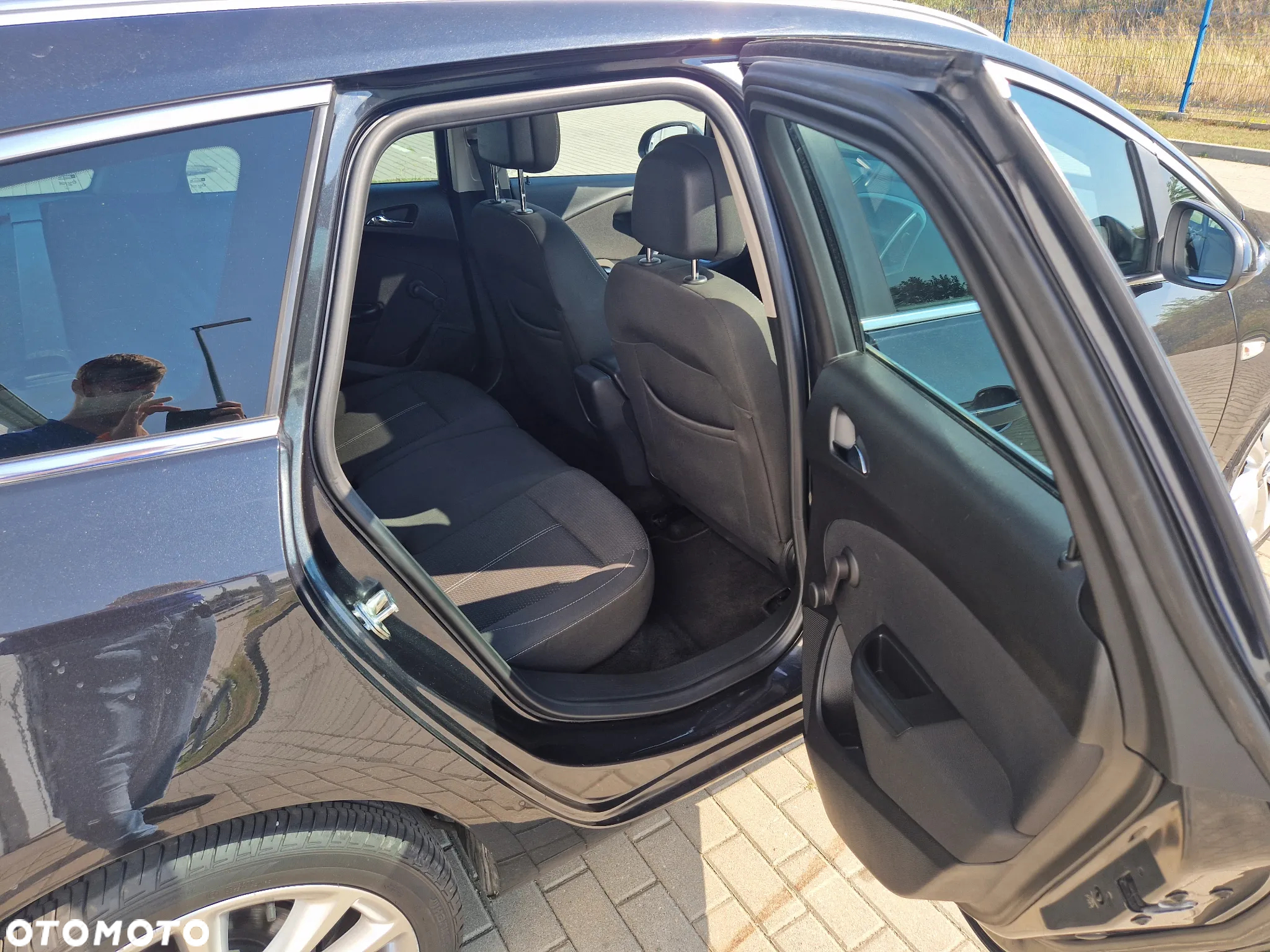 Opel Astra 1.4 Turbo Sports Tourer Automatik Exklusiv - 11