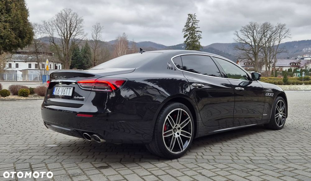 Maserati Quattroporte - 7