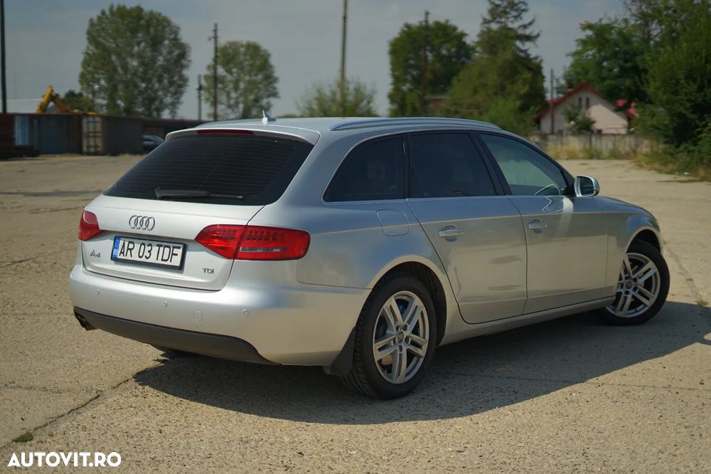 Audi A4 - 4