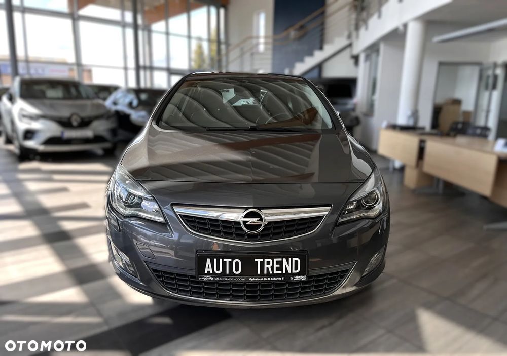 Opel Astra GTC 1.6 Turbo Edition - 4