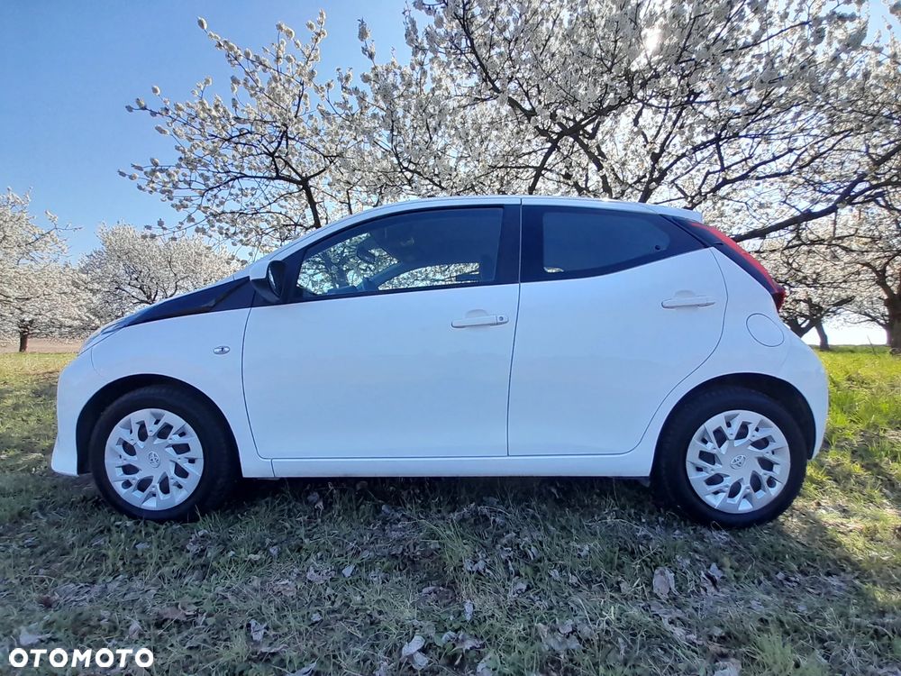 Toyota Aygo x-play - 2