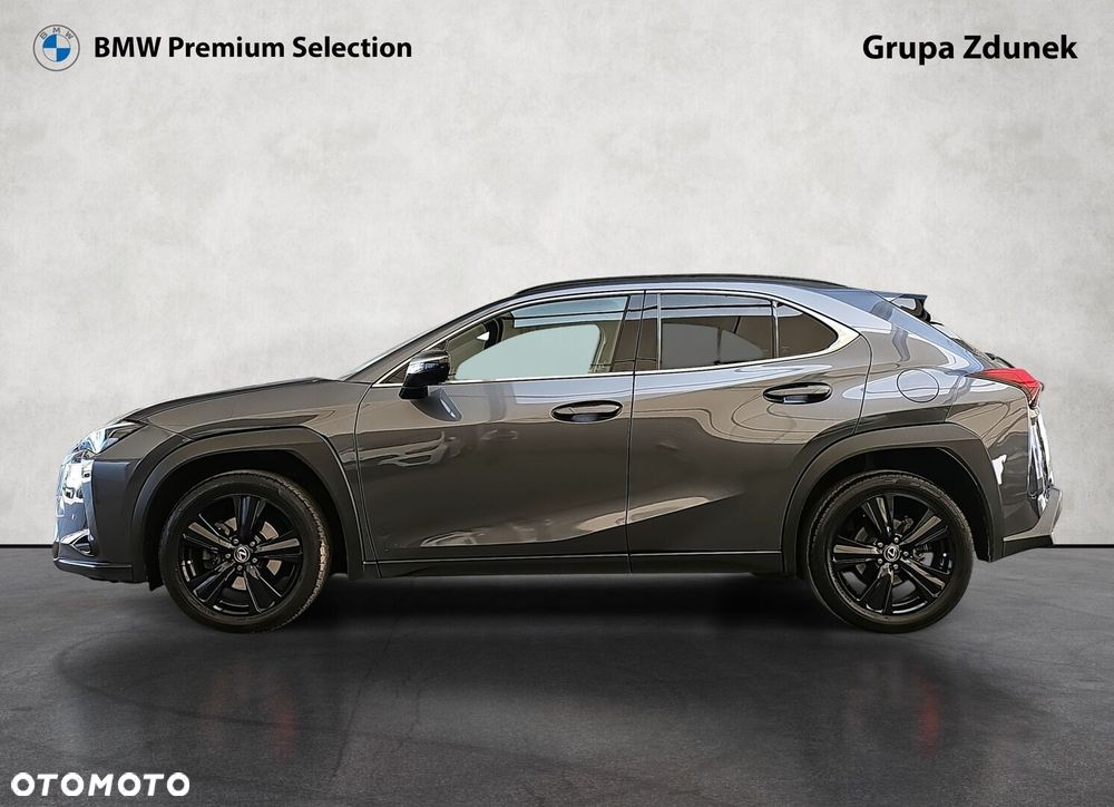 Lexus UX - 9