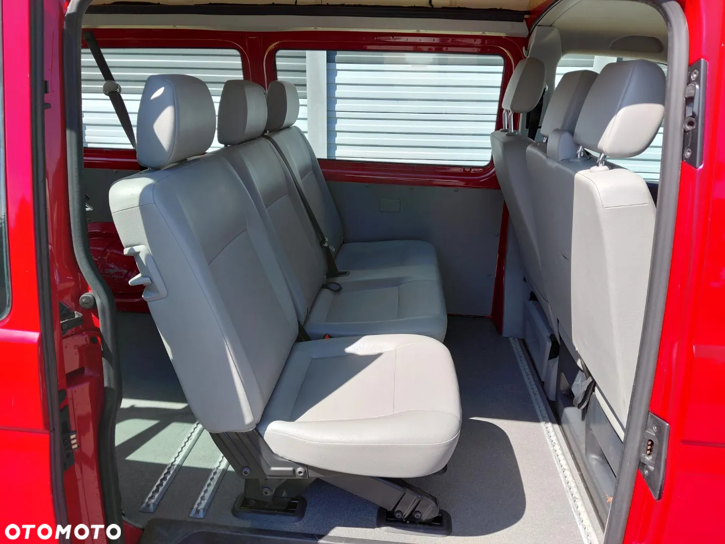 Volkswagen Transporter - 14