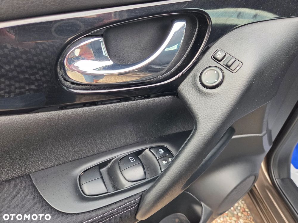 Nissan Qashqai 1.6 dCi Tekna S&S - 31
