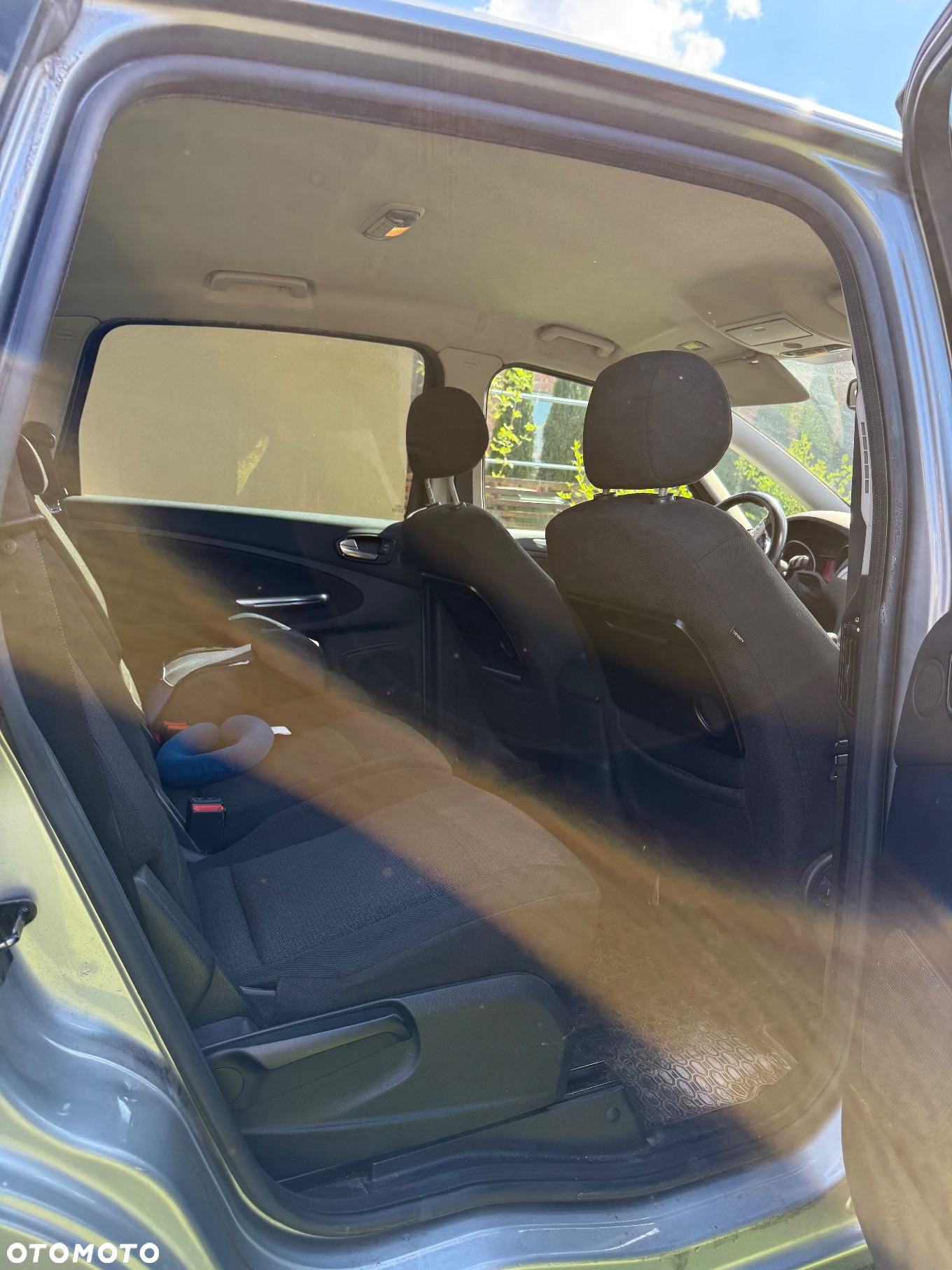Ford S-Max - 9