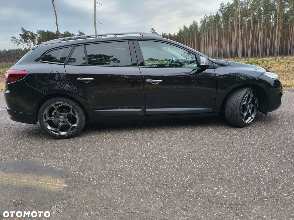 Renault Megane TCe 180 GT - 13