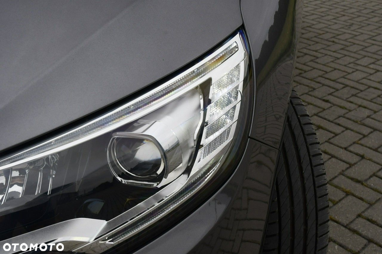 Renault Scenic - 31