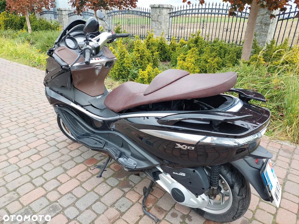 Piaggio X10 - 4