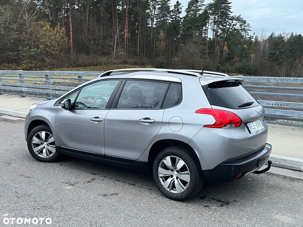 Peugeot 2008 PureTech 82 Style - 6