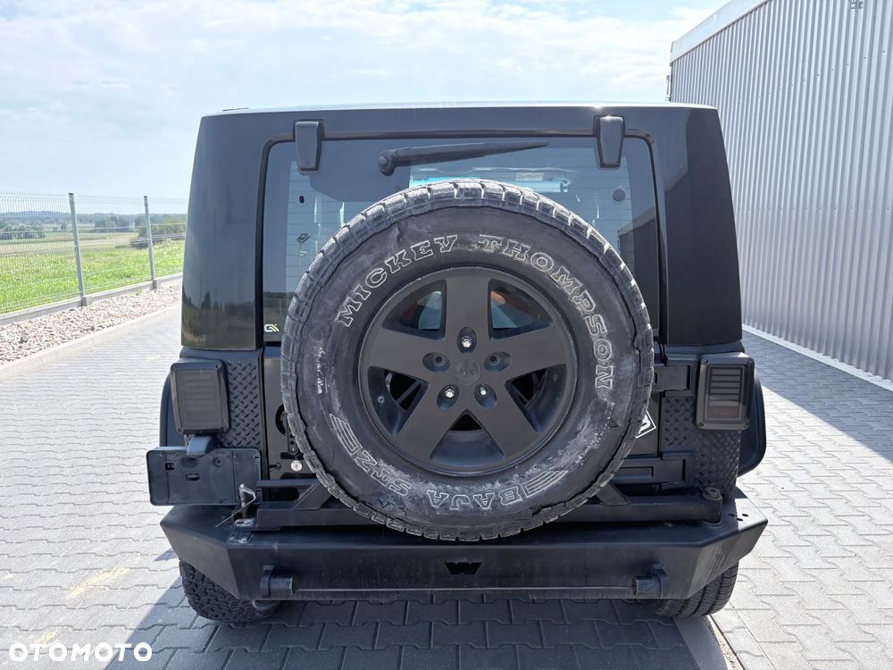 Jeep Wrangler - 5