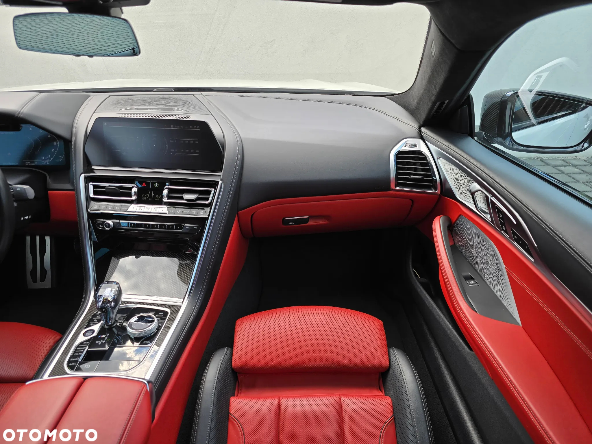 BMW Seria 8 M850i xDrive - 11