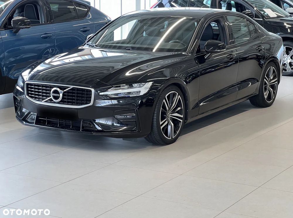 Volvo S60 B5 B R-Design - 4