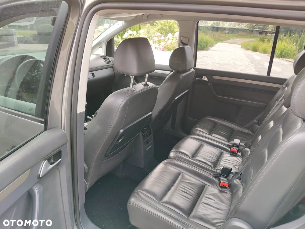 Volkswagen Touran 2.0 TDI DPF Cross - 6