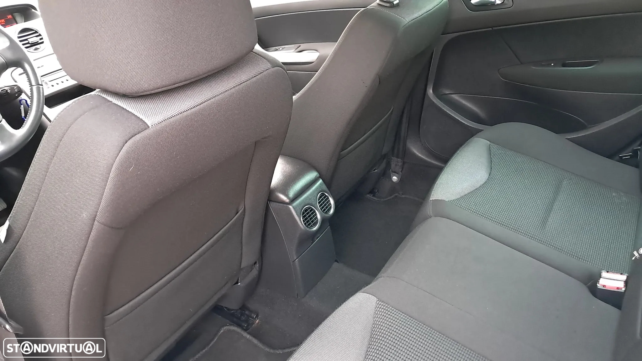 Peugeot 308 SW 1.6 HDi Executive CVM6 - 17