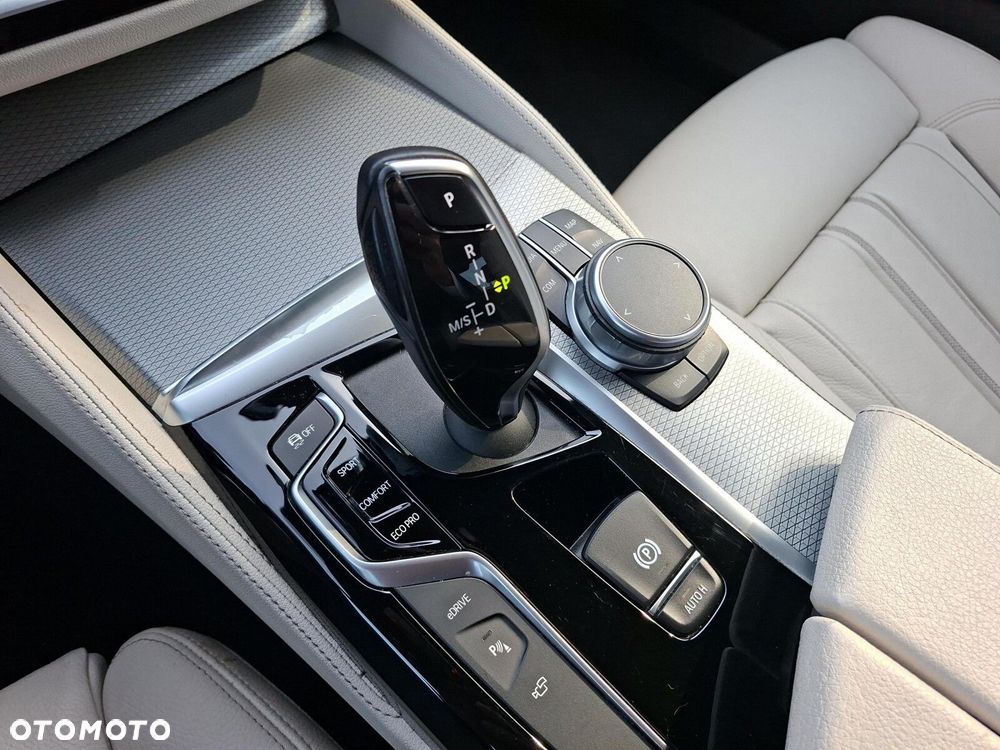 BMW Seria 5 - 17