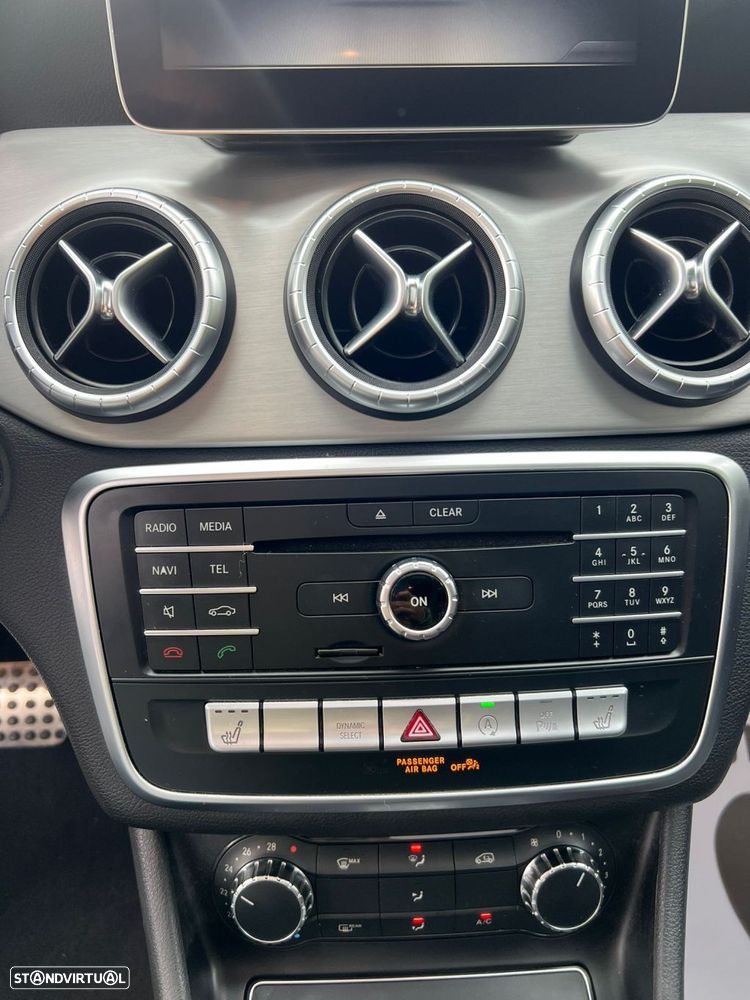 Mercedes-Benz CLA 220 - 28