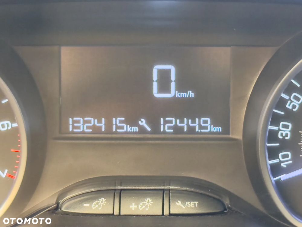 Peugeot 208 1.2 PureTech Allure - 25