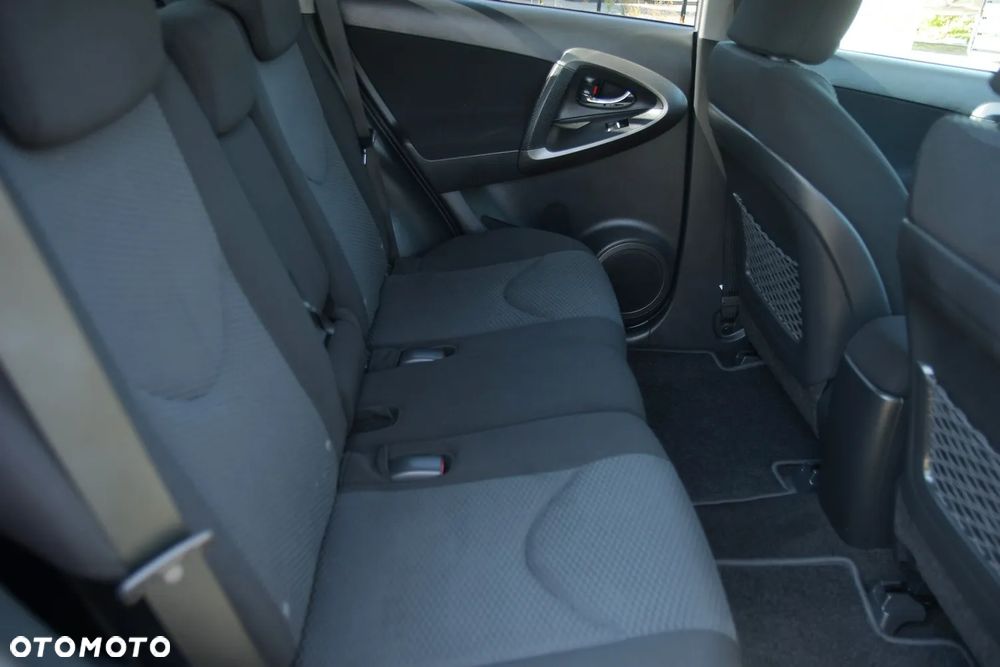 Toyota RAV4 2.0 VVT-i Prestige - 20