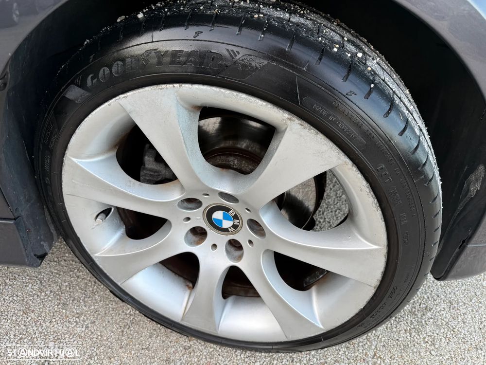 BMW 320 d Touring - 23