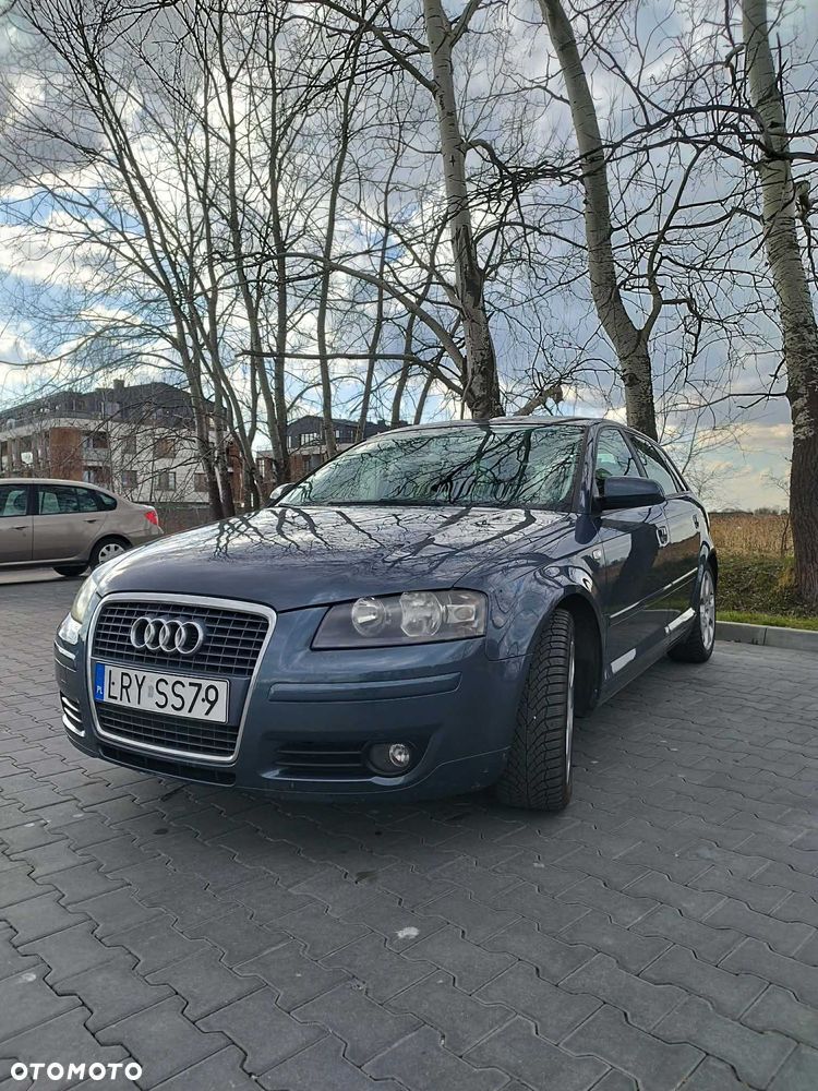 Audi A3 Sportback - 1