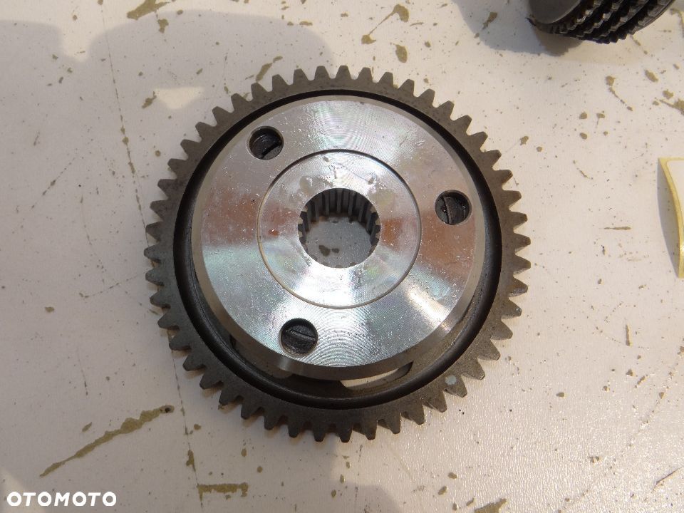 Suzuki GSXR 1000 K9 L0 L1 Sprzęgiełko kierunkowe rozrusznika wolne koło S49 - 5