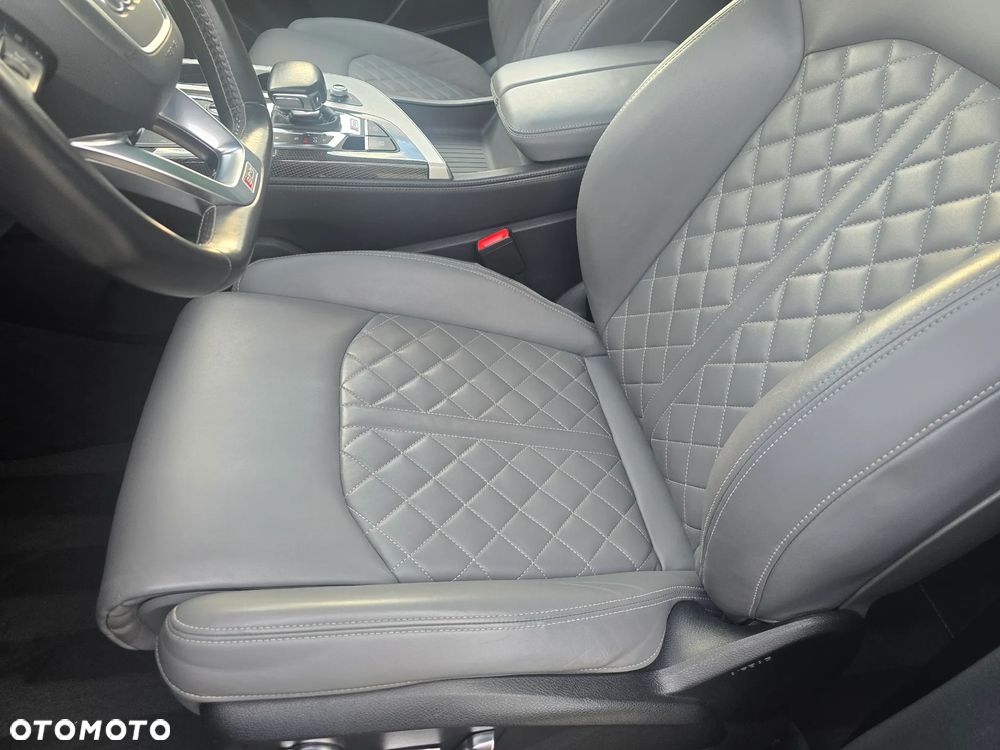 Audi SQ7 - 9