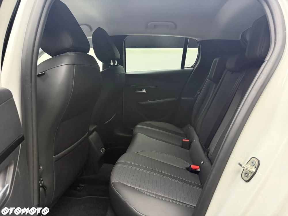 Peugeot 208 PureTech 100 EAT8 Allure Pack - 26