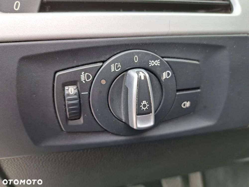 BMW Seria 3 - 30