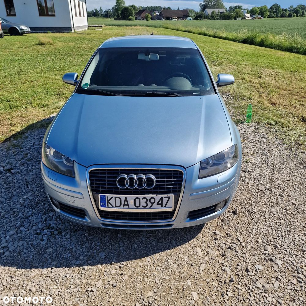 Audi A3 Sportback - 2