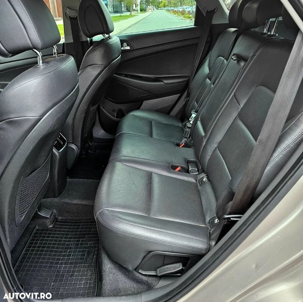 Hyundai Tucson 2.0 CRDI 4WD Automatik Premium - 9