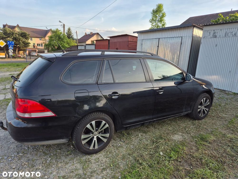 Volkswagen Golf - 2