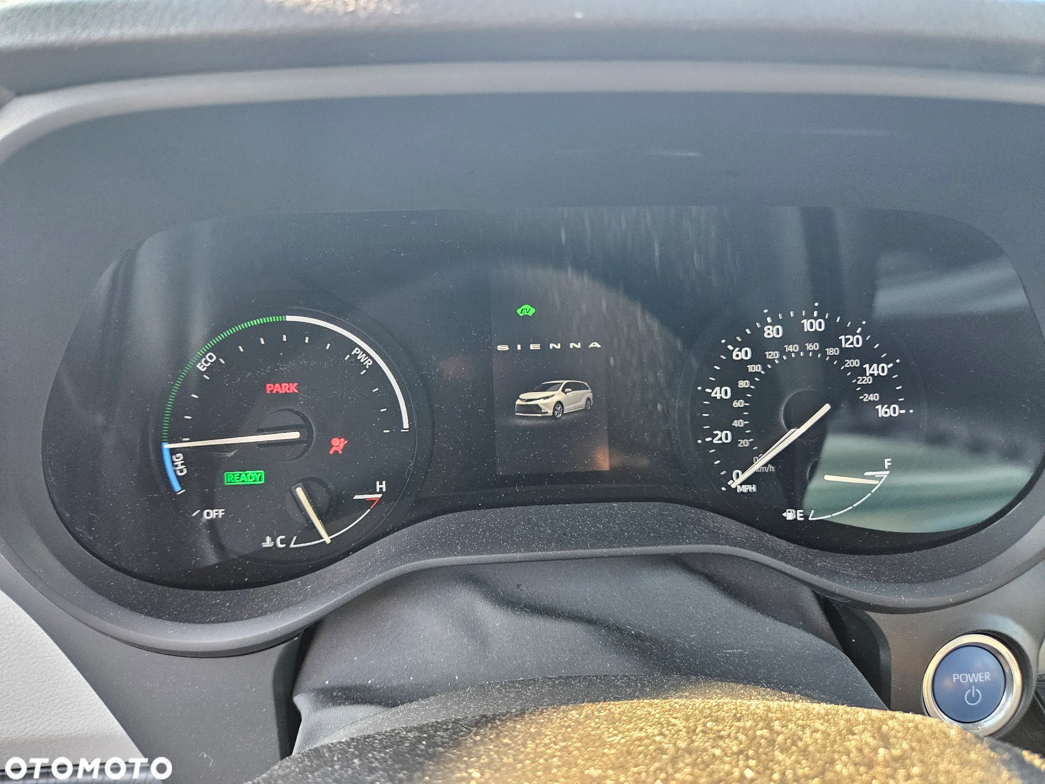 Toyota Sienna - 21
