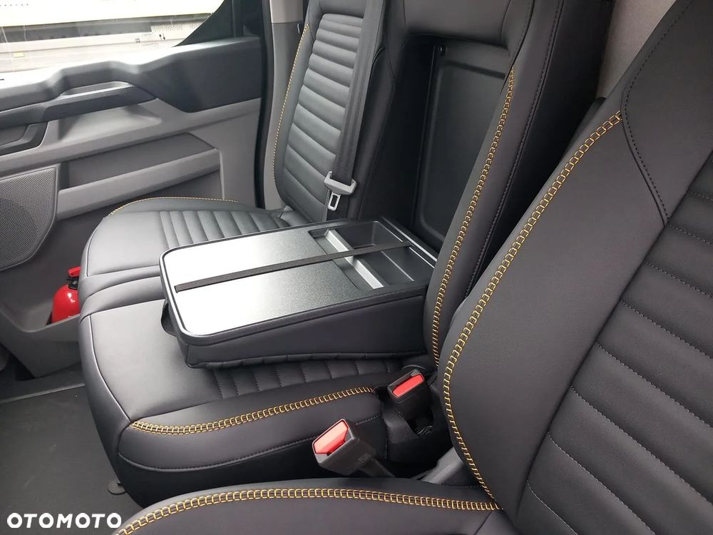 Ford Transit Custom - 13