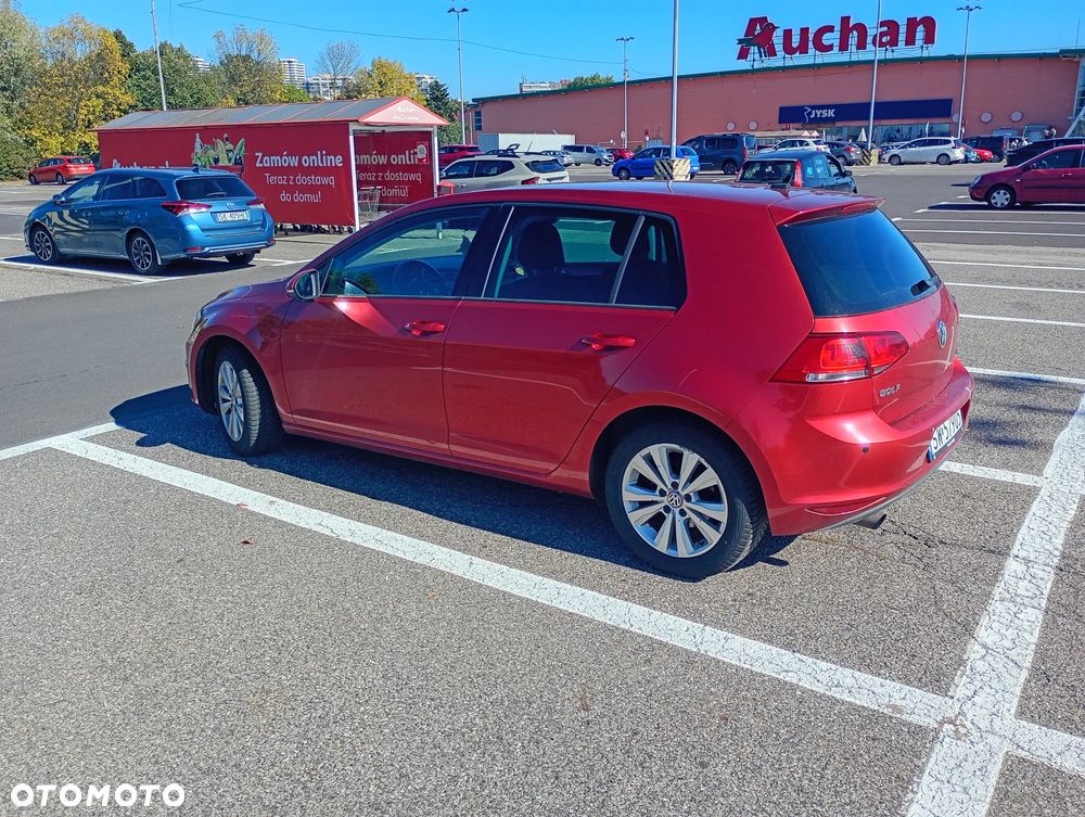 Volkswagen Golf 1.2 TSI BMT Comfortline - 26
