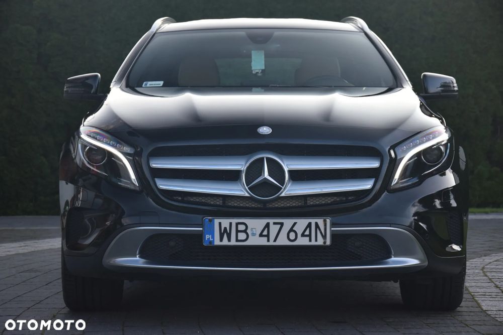Mercedes-Benz GLA 200 7G-DCT Urban - 27