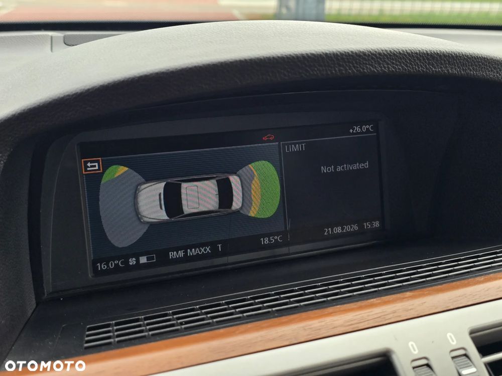 BMW Seria 7 730d - 8