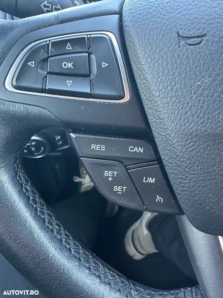 Ford Focus 1.0 EcoBoost Trend - 21