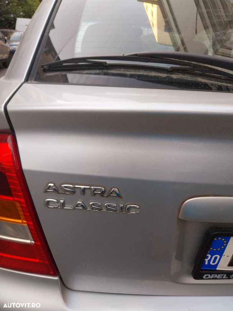 Opel Astra - 4