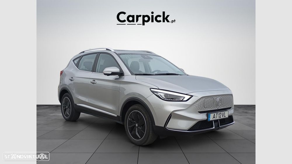 MG ZS EV 72.6 kWh Luxury OBC 11 kW - 9