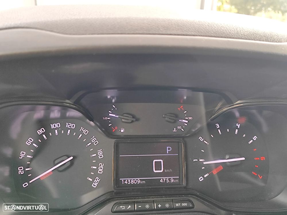 Citroën Berlingo 3 lug Automática 130 CV full extras - 21