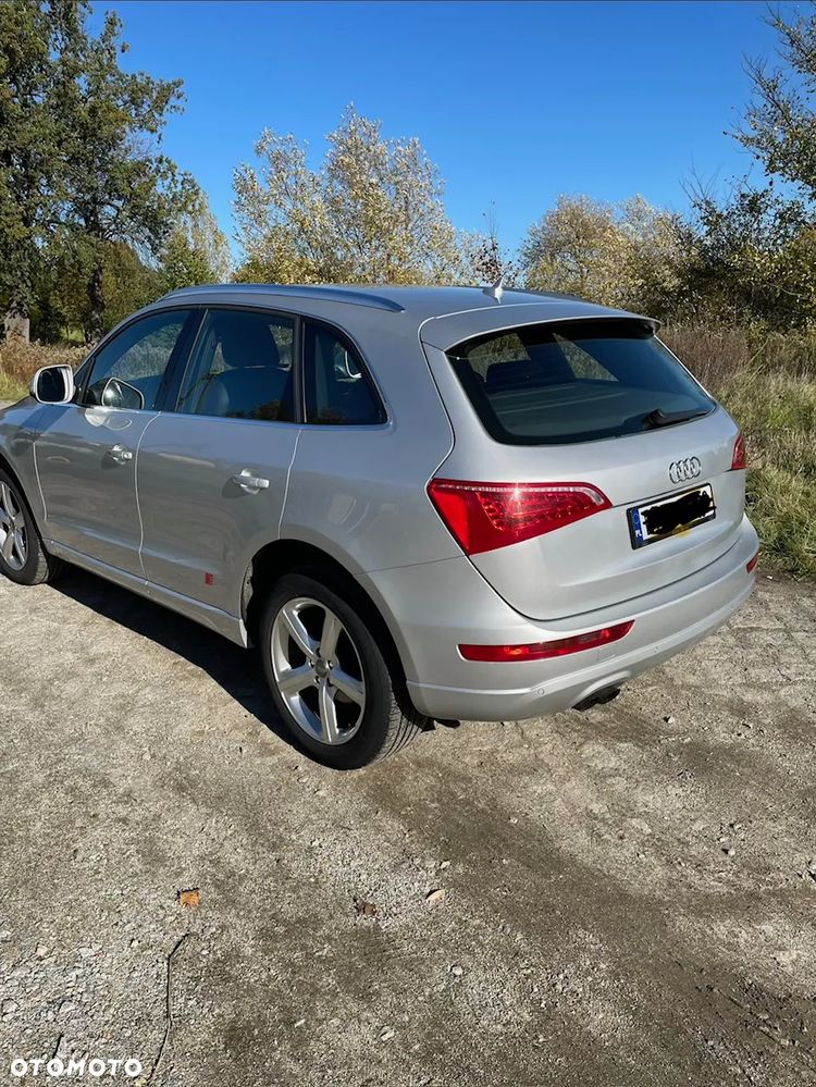 Audi Q5 2010 photo 2