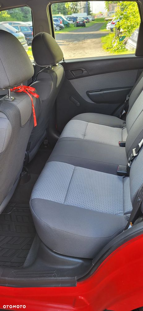 Chevrolet Aveo 1.2 LS - 6