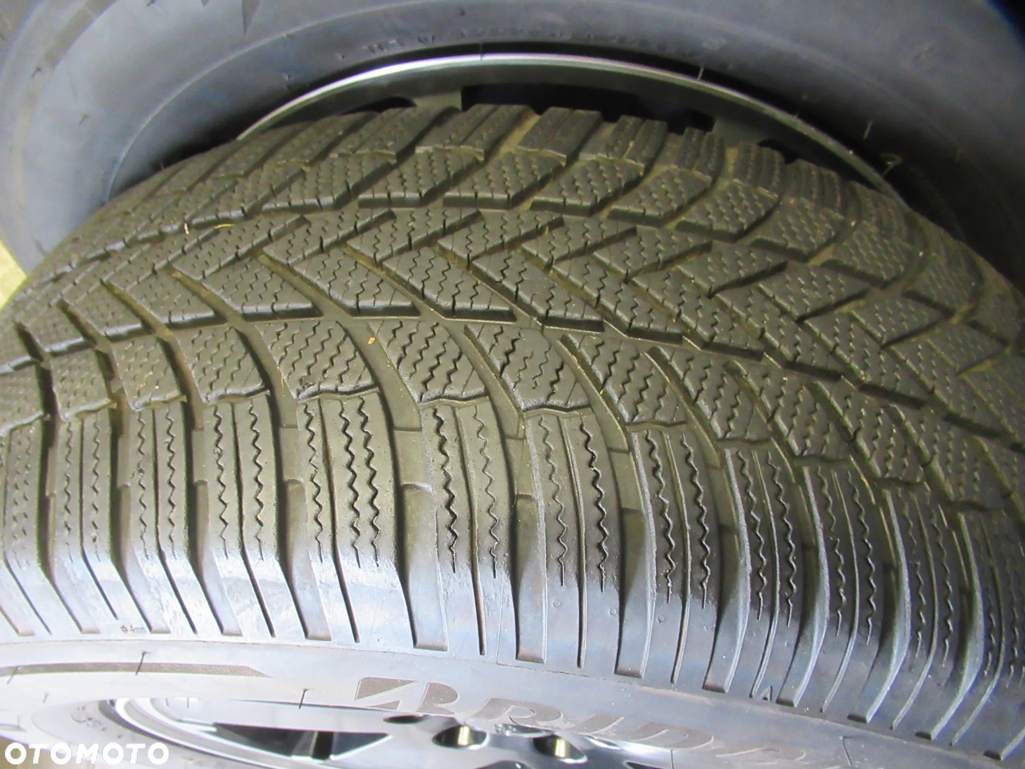 Koła Jeep Wrangler Gladiator Grand Cherokee 7,5Jx18 et44,5 5x127 - 13