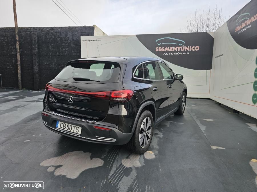 Mercedes-Benz EQA 250+ Progressive - 11