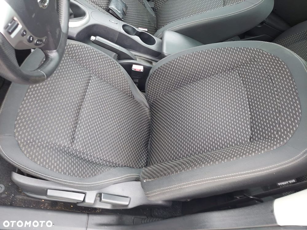 Nissan Qashqai 2.0 dCi Acenta - 4