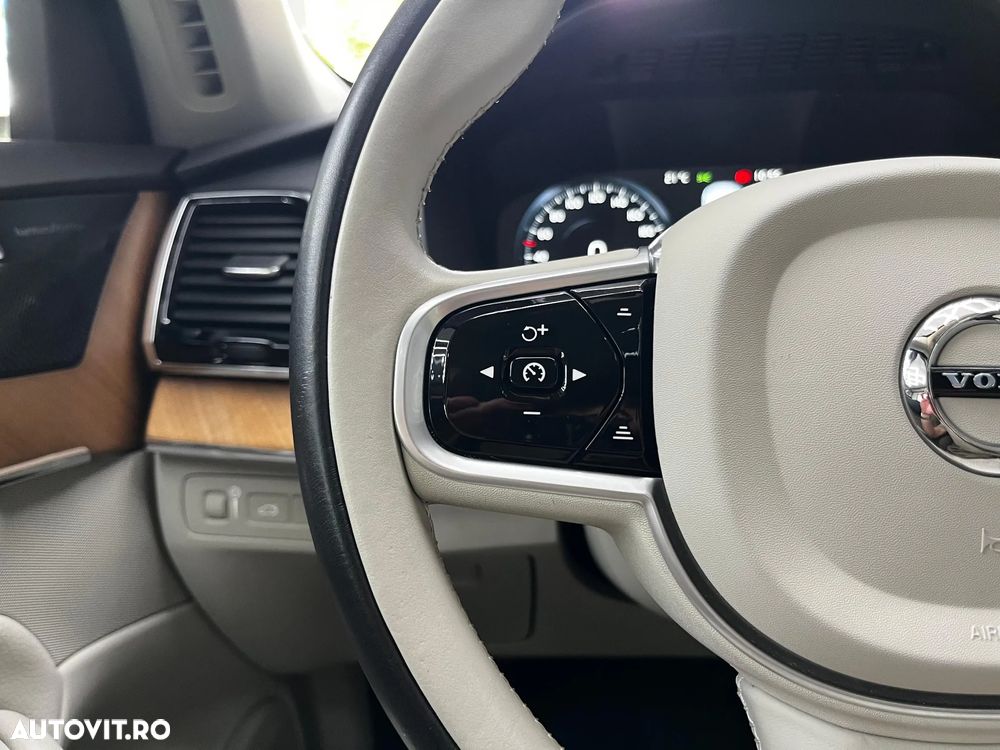 Volvo XC 90 T8 AWD Twin Engine Geartronic Inscription - 19