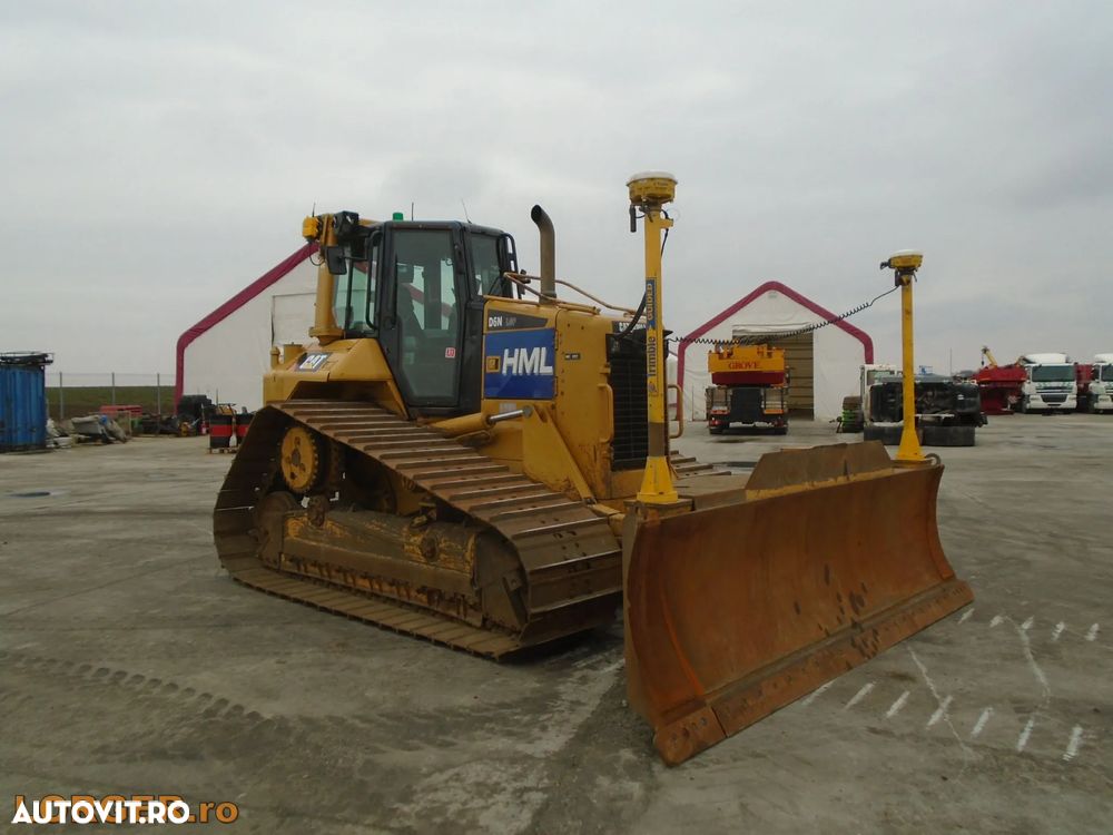 Caterpillar D6N LGP - 4